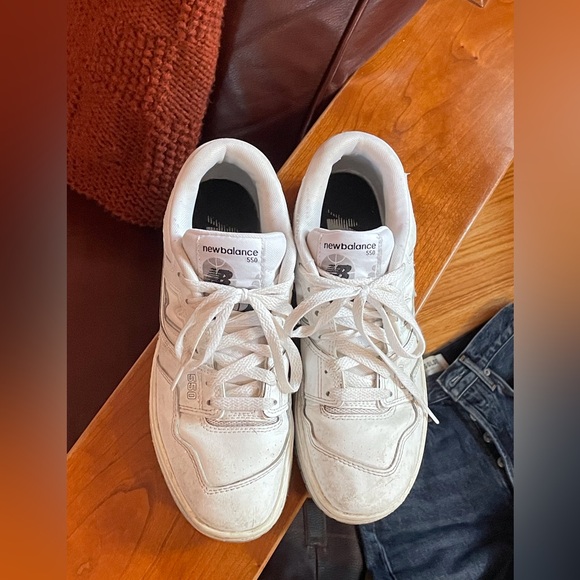 New Balance 550 - Picture 2 of 4